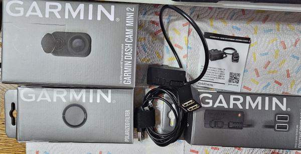 Autovaizdoregistratorius GARMIN DASH CAM MINI 2-1