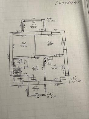 Mūrinis namas 104.42 m² su dideliu 25,13 arų sklypu, ūkiniais pastatais-2